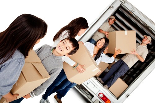 Household storage options for homes and flats in Hollandpark