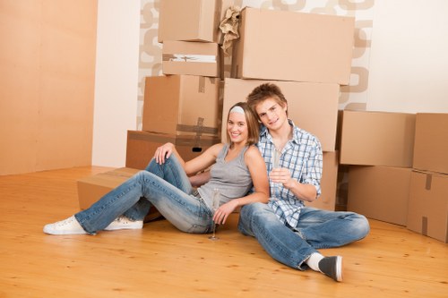 Boxes and furniture arranged for a transparent Hollandpark Storage quote